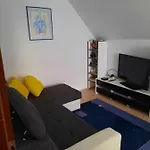 Apartma In Sobe Tanja Podbrdo