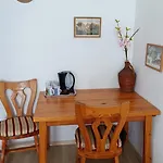 Apartma In Sobe Tanja Podbrdo